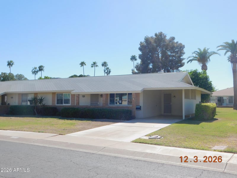 13606 Redwood Dr, Sun City, AZ 85351