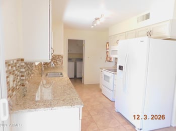 13606 Redwood Dr, Sun City, AZ 85351