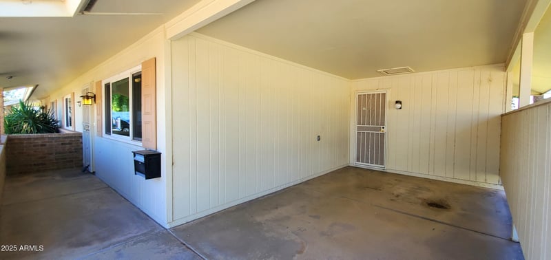 13606 Redwood Dr, Sun City, AZ 85351