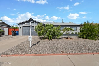 13608 33rd Ave, Phoenix, AZ 85029