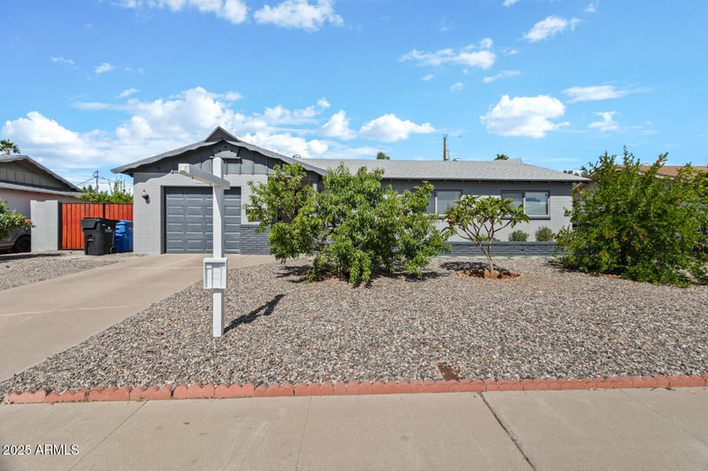 13608 33rd Ave, Phoenix, AZ 85029