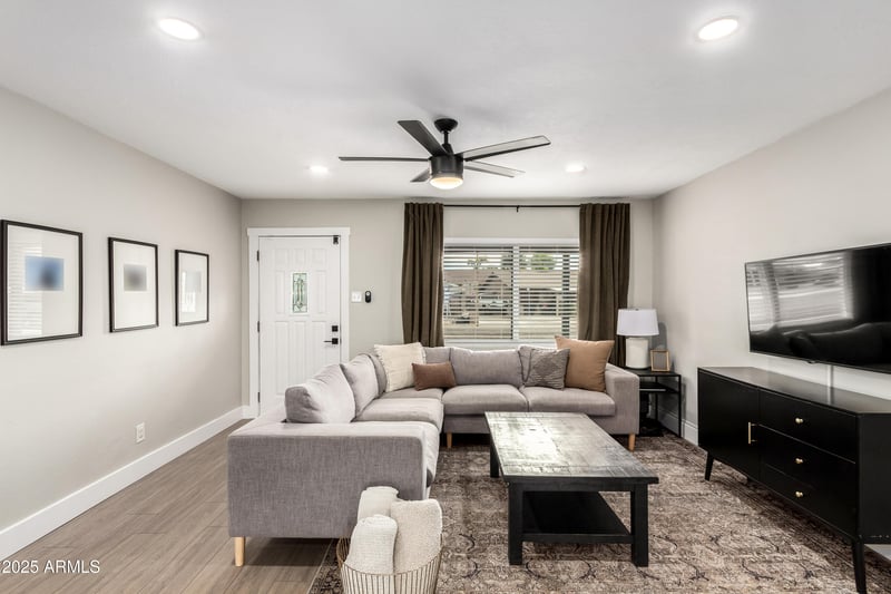 13608 33rd St, Phoenix, AZ 85032