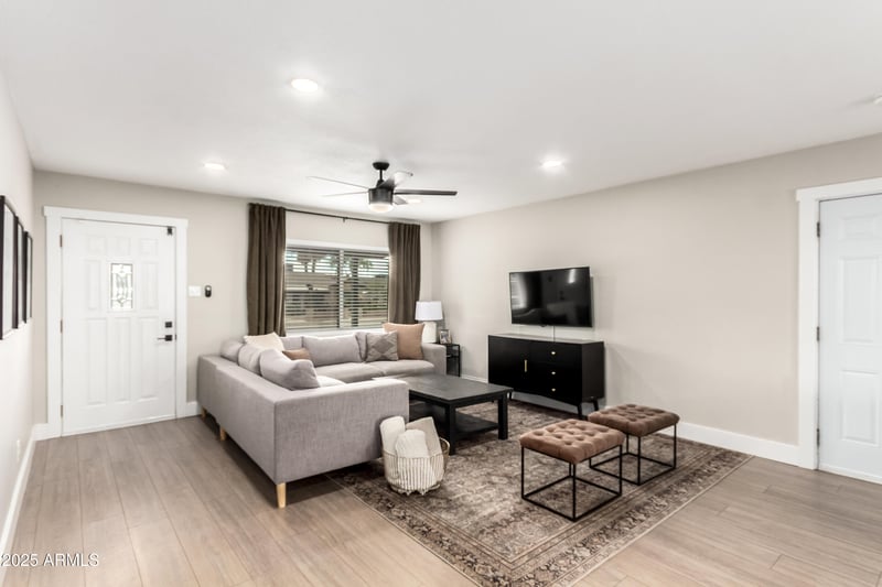 13608 33rd St, Phoenix, AZ 85032