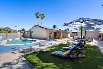 13608 41st Pl, Phoenix, AZ 85032