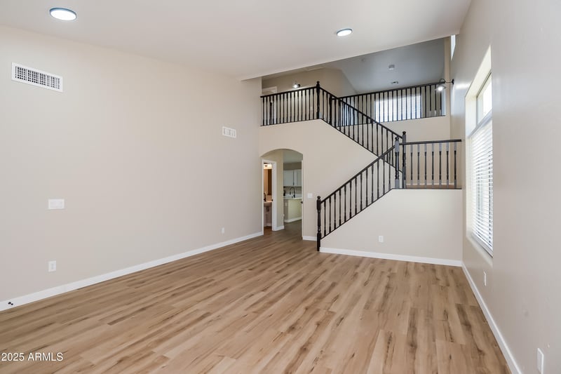 1361 Corriente Dr, San Tan Valley, AZ 85143