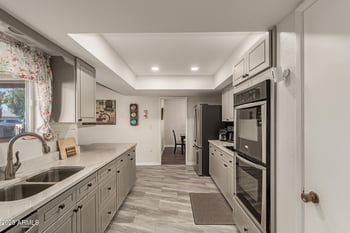 13610 Hawthorn Dr, Sun City, AZ 85351