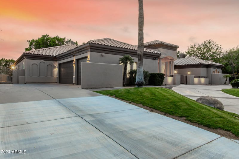 13610 S 34th St, Phoenix, AZ 85044