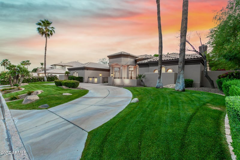 13610 S 34th St, Phoenix, AZ 85044