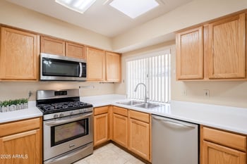13611 Newcastle Dr, Sun City, AZ 85351