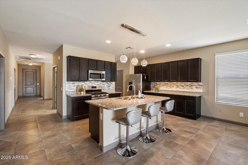 13612 Desert Moon Way, Peoria, AZ 85383