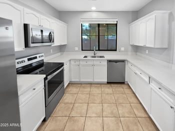 13613 Cypress St, Goodyear, AZ 85395