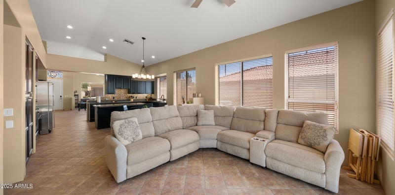 13614 12th Way, Phoenix, AZ 85022