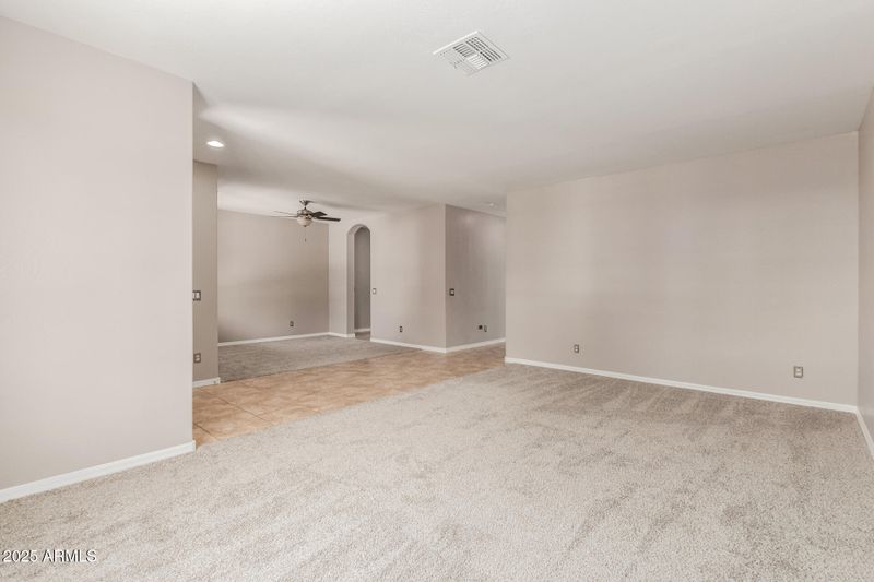 13617 W Crocus Dr, Surprise, AZ 85379