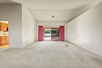13617 W Gemstone Dr W, Sun City West, AZ 85375