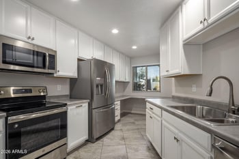 13618 108th Dr, Sun, AZ 85351