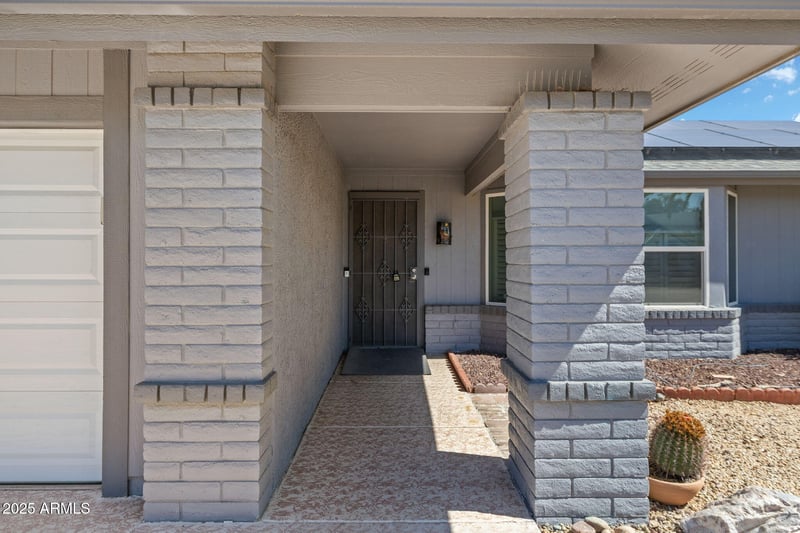 13618 Gemstone Dr, Sun City West, AZ 85375