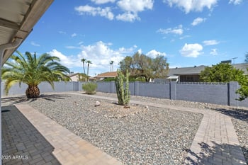 13618 Gemstone Dr, Sun City West, AZ 85375