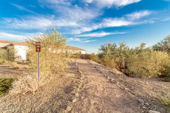 13618 Shifting Sands Dr, Peoria, AZ 85383