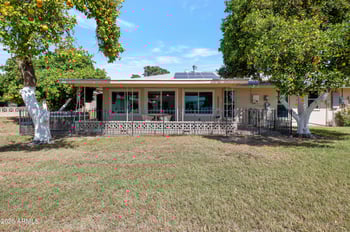 13620 Hawthorn Dr, Sun City, AZ 85351
