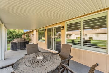 13621 Emberwood Dr, Sun, AZ 85351