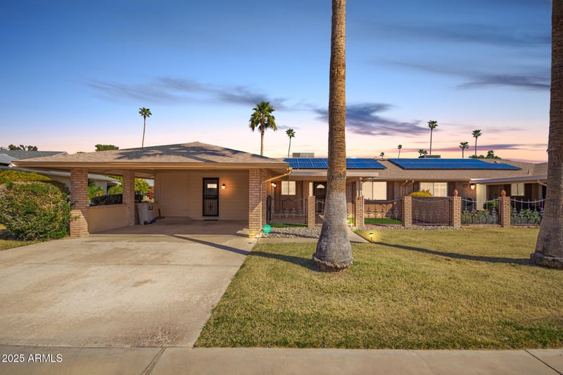 13621 Emberwood Dr, Sun City, AZ 85351