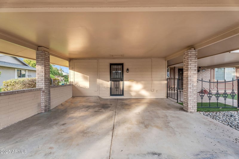 13621 Emberwood Dr, Sun City, AZ 85351