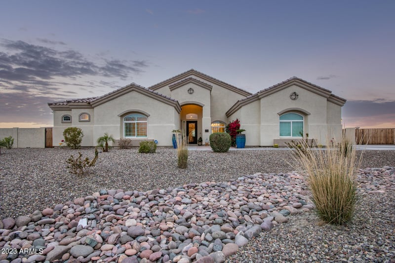 13621 W Tuckey Ct, Glendale, AZ 85307