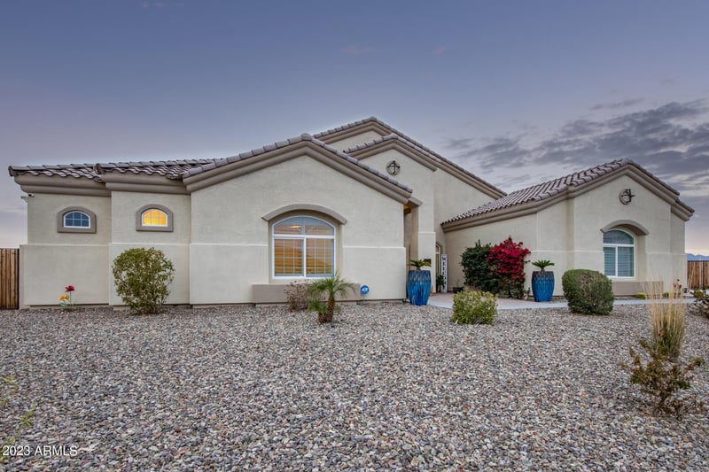 13621 W Tuckey Ct, Glendale, AZ 85307