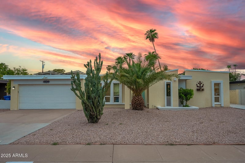 13626 1st St, Phoenix, AZ 85022