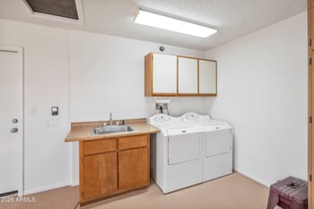 13626 Gable Hill Dr, Sun City West, AZ 85375