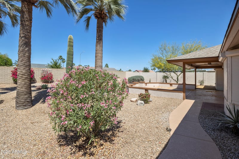13626 Gable Hill Dr, Sun City West, AZ 85375