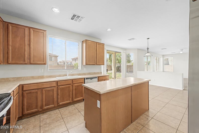 13627 Calavar Rd, Surprise, AZ 85379