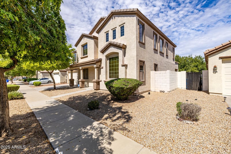 13628 Gelding Dr, Surprise, AZ 85379