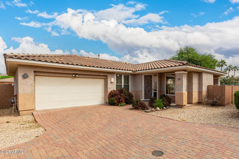 13629 Cypress St, Goodyear, AZ 85395