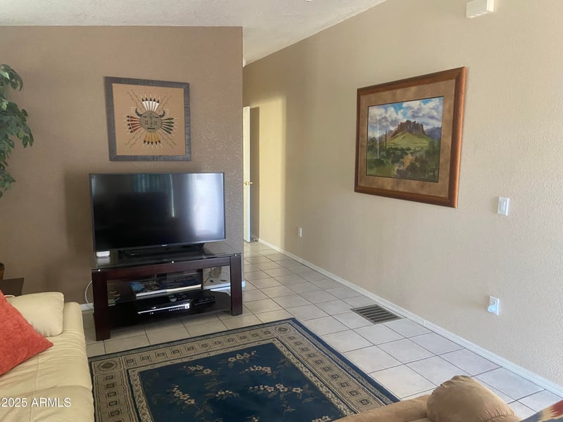 1363 Chesapeake Dr, Apache Junction, AZ 85119