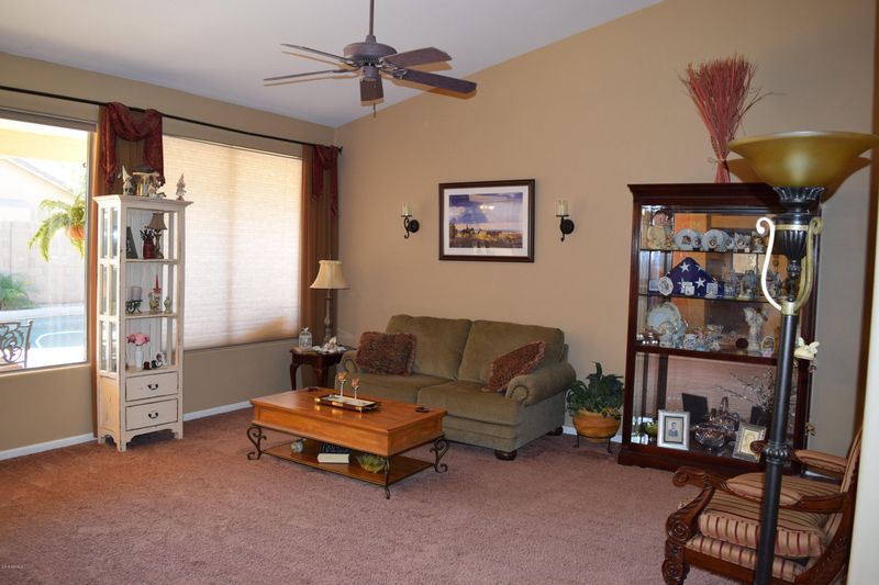 1363 E Oxford Ln, Gilbert, AZ 85295