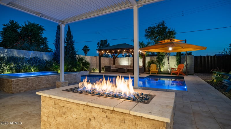 1363 Mitchell Dr, Phoenix, AZ 85014