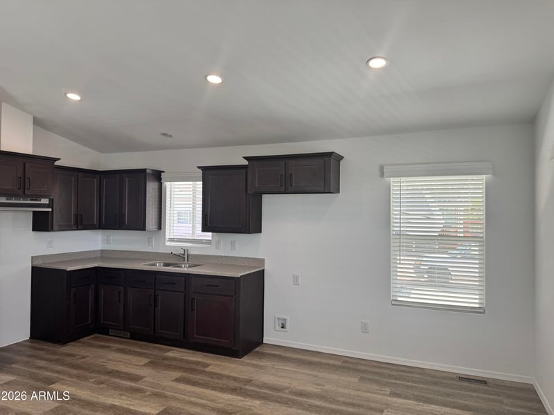 1363 Plaza Dr #11, Apache Junction, AZ 85120