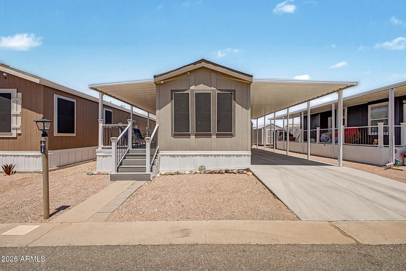 1363 Plaza Dr #41, Apache Junction, AZ 85120