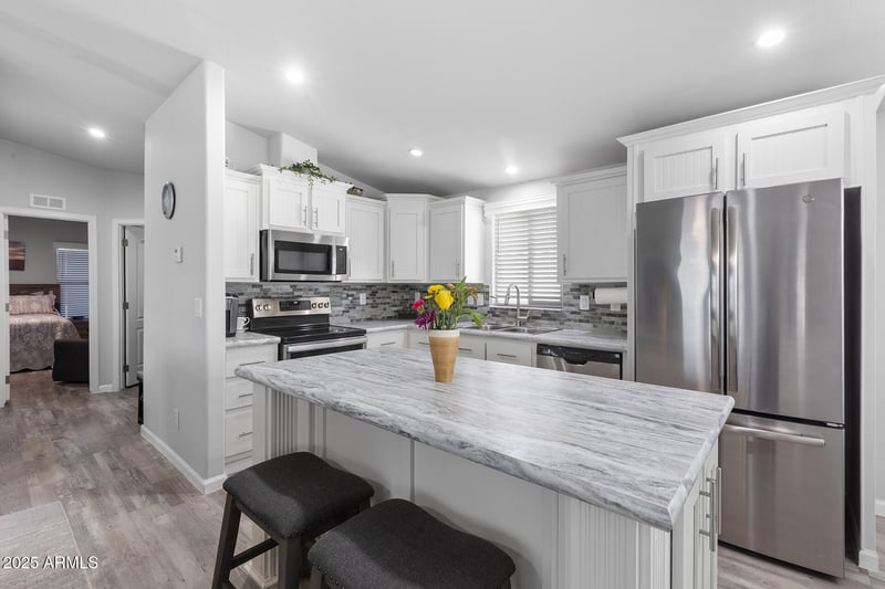 1363 Plaza Dr #9, Apache Junction, AZ 85120