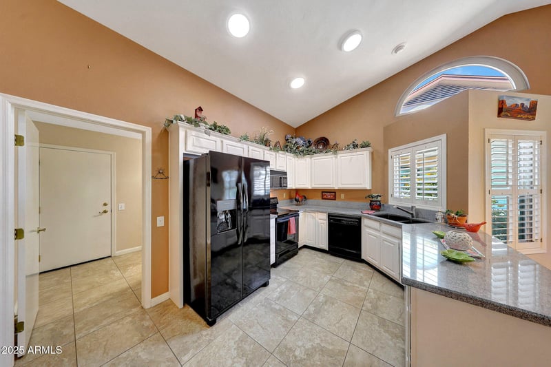 13633 Greenview Dr, Sun City West, AZ 85375