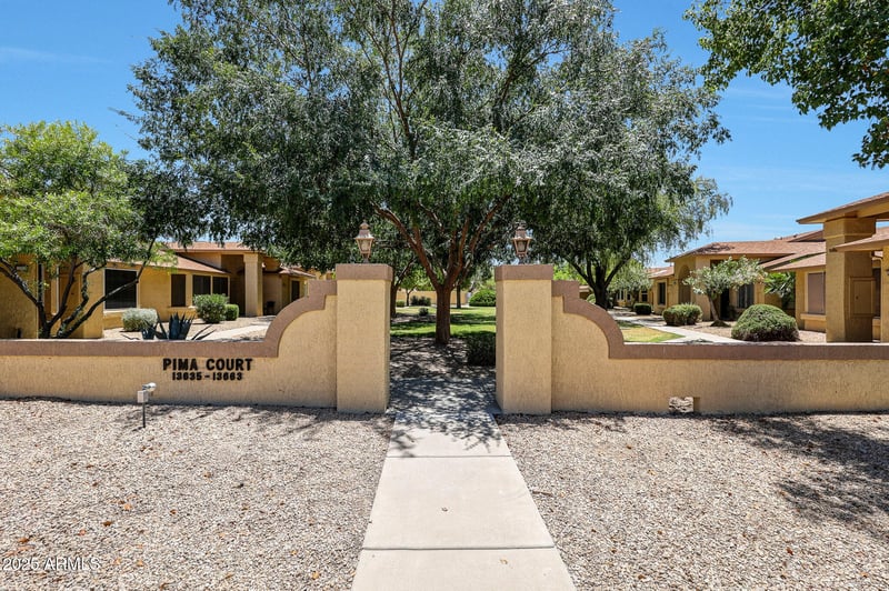 13635 Countryside Dr, Sun City West, AZ 85375