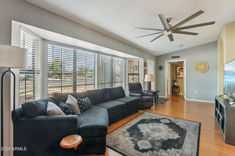 13635 Meeker Blvd, Sun City West, AZ 85375