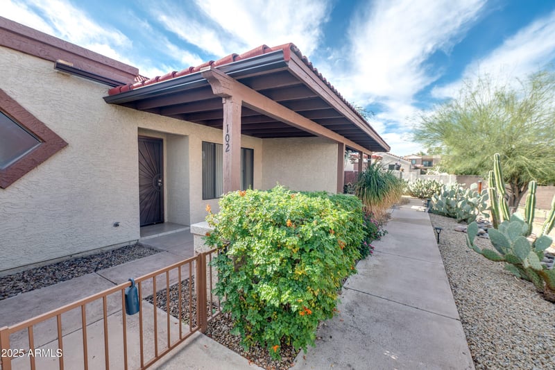 13636 Hamilton Dr #102, Fountain Hills, AZ 85268