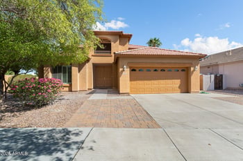13636 W Mauna Loa Ln, Surprise, AZ 85379