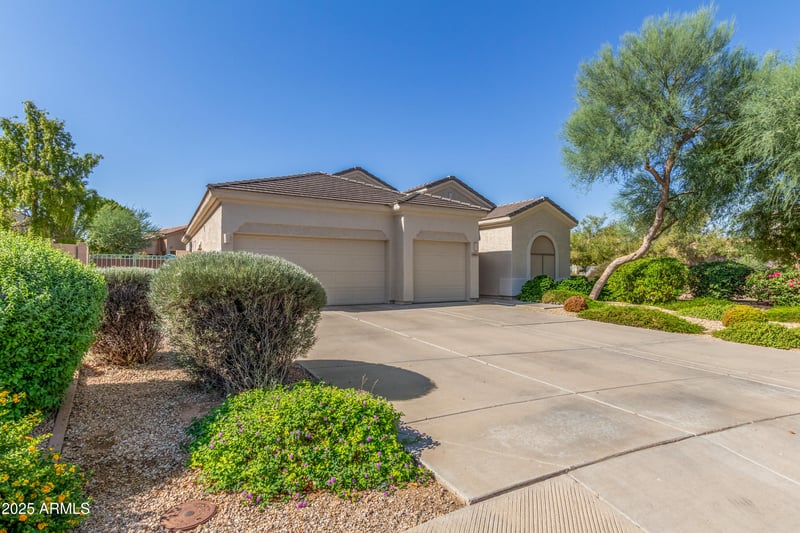 13641 Alvarado Dr, Goodyear, AZ 85395