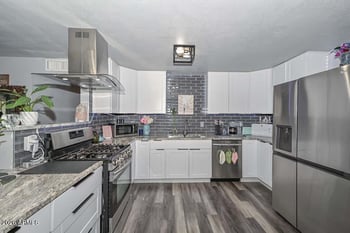 13642 20th Ln, Phoenix, AZ 85029