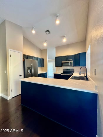 13643 36th Way, Phoenix, AZ 85044