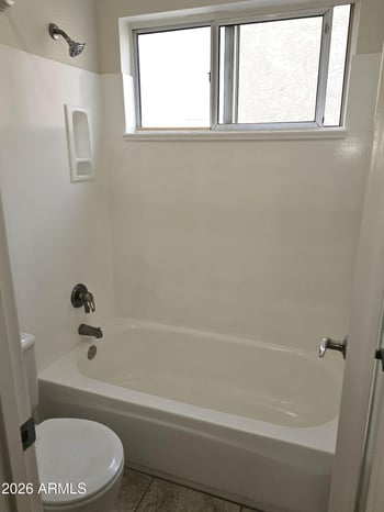 13645 38th Pl, Phoenix, AZ 85044