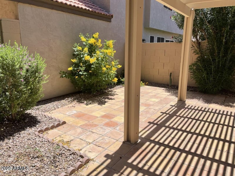 13645 38th Pl, Phoenix, AZ 85044